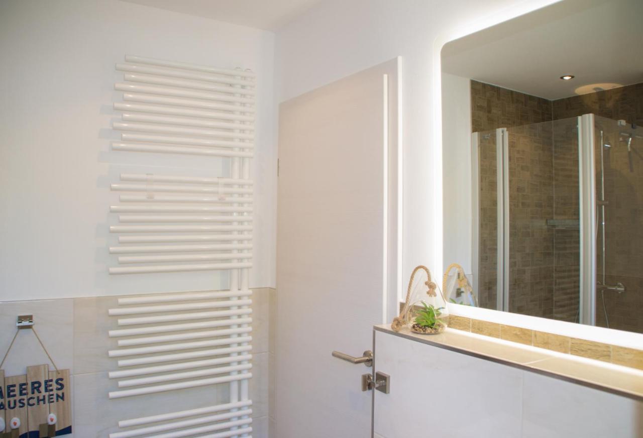 Ferienappartement Mit Seeblick In Der Villa Columba Sellin  Exterior photo