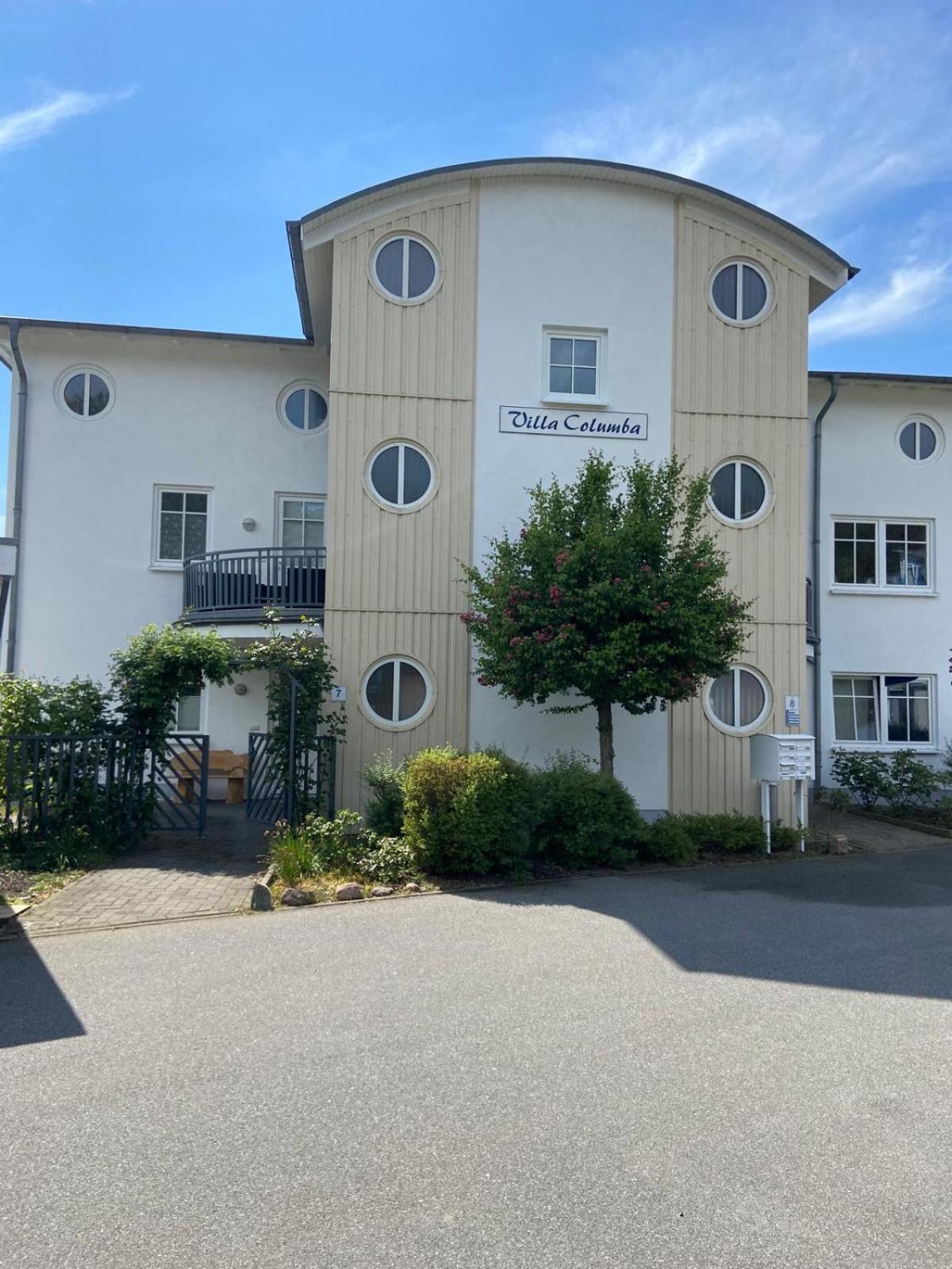 Ferienappartement Mit Seeblick In Der Villa Columba Sellin  Exterior photo
