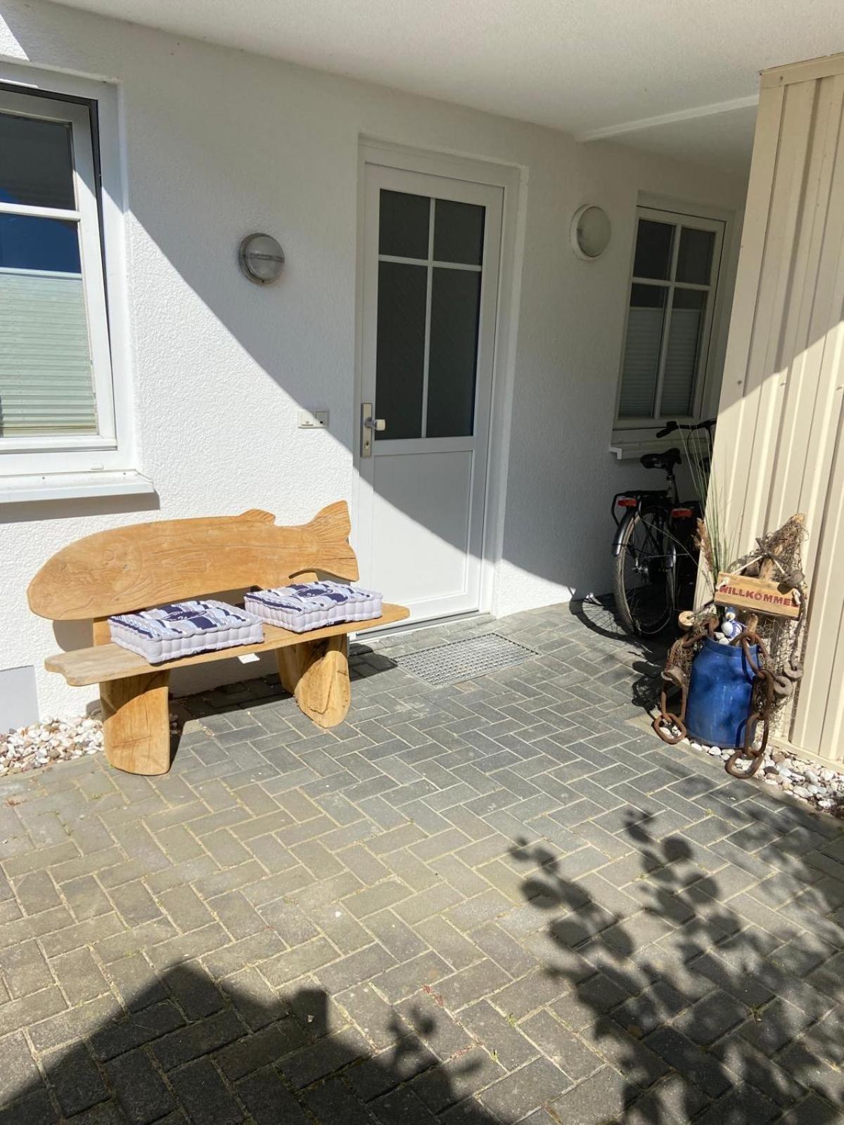 Ferienappartement Mit Seeblick In Der Villa Columba Sellin  Exterior photo
